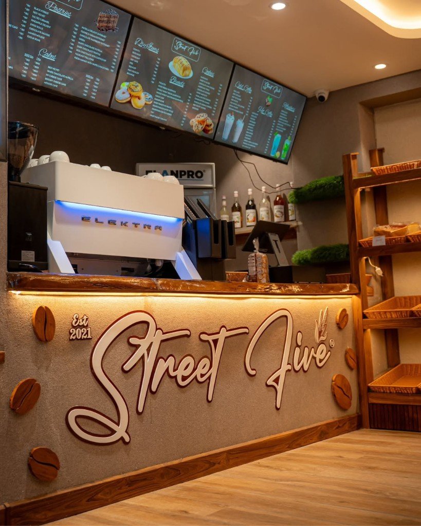 Street Five Counter